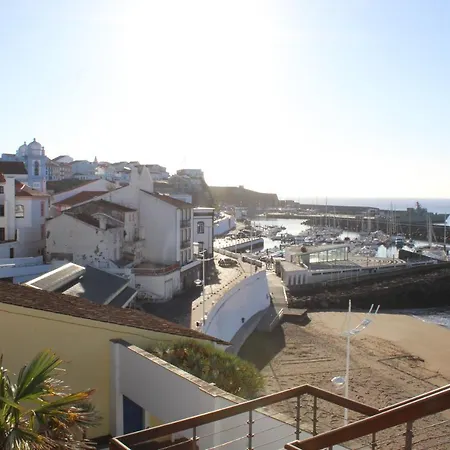 Penthouse Peaks - Casa Sao Joao -4 Star Tourist Apartment