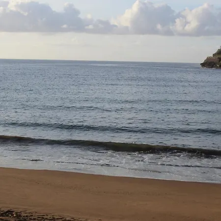 Penthouse Peaks - Casa Sao Joao -4 Star Tourist 앙그라두에루이스무