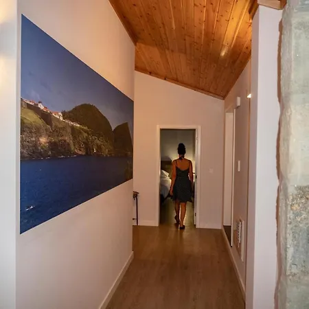 아파트 Penthouse Peaks - Casa Sao Joao -4 Star Tourist 앙그라두에루이스무