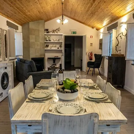 Penthouse Peaks - Casa Sao Joao -4 Star Tourist *