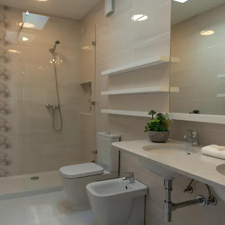 Penthouse Peaks - Casa Sao Joao -4 Star Tourist *