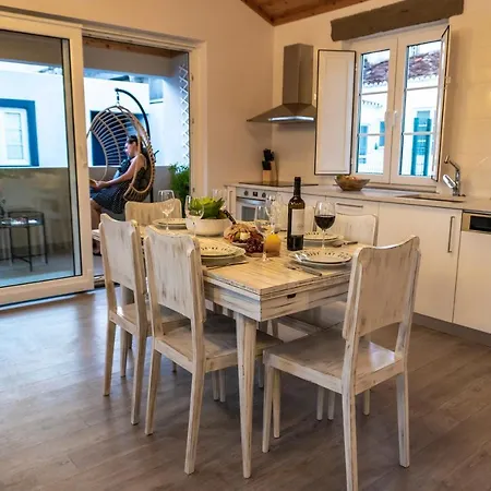Penthouse Peaks - Casa Sao Joao -4 Star Tourist Apartment